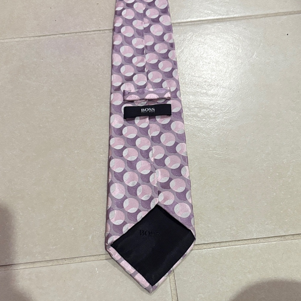 Hugo Boss Silk Tie Lavender Mauve Geometric Orb Luxury wedding formal 100% silk